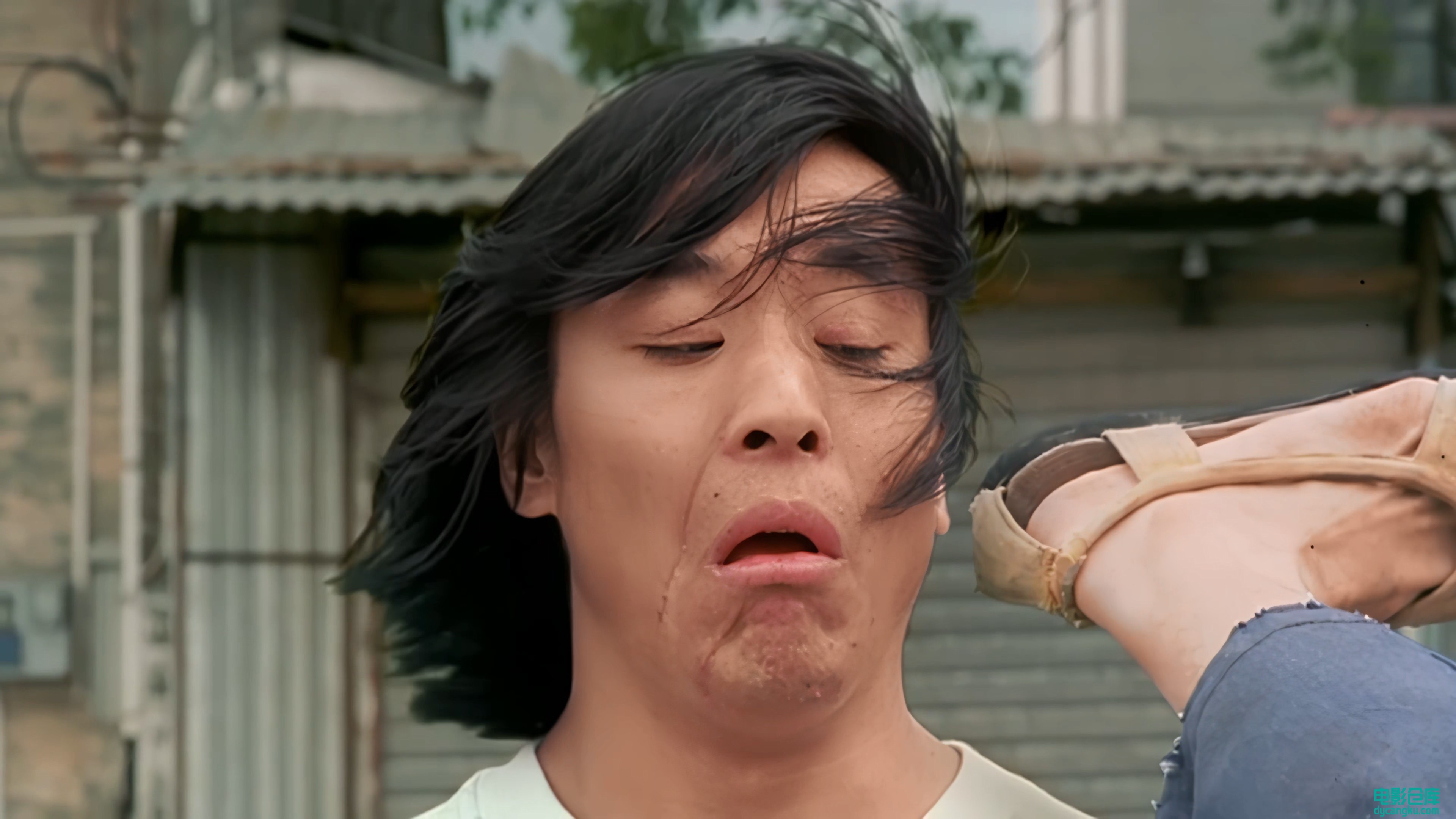 [电影仓库dycangku.com][4K]少林足球.4K高清修复国粤语中字.mkv_snapshot_00.28.20.543.jpg