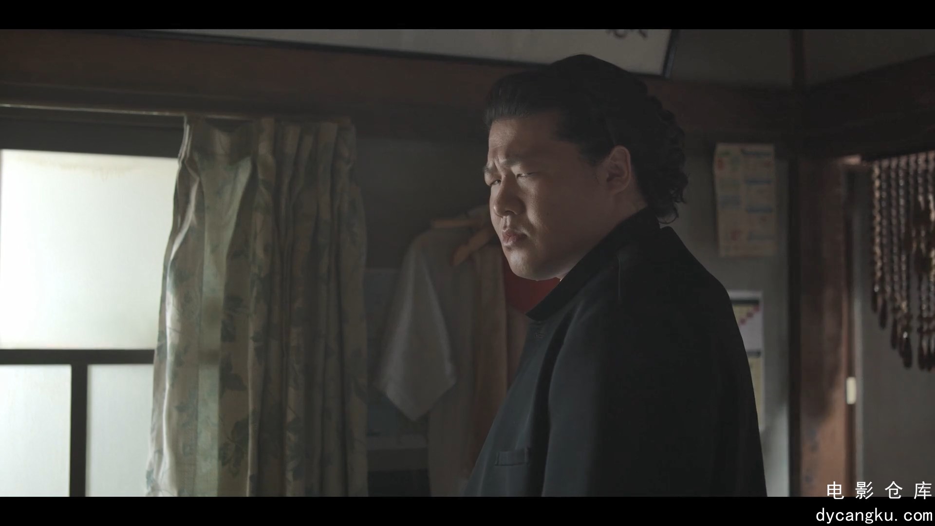 [电影仓库dycangku.com]相扑避难所.Sankuchuari.seiiki.S01E01.Episode.1.1080p.HD中.jpg