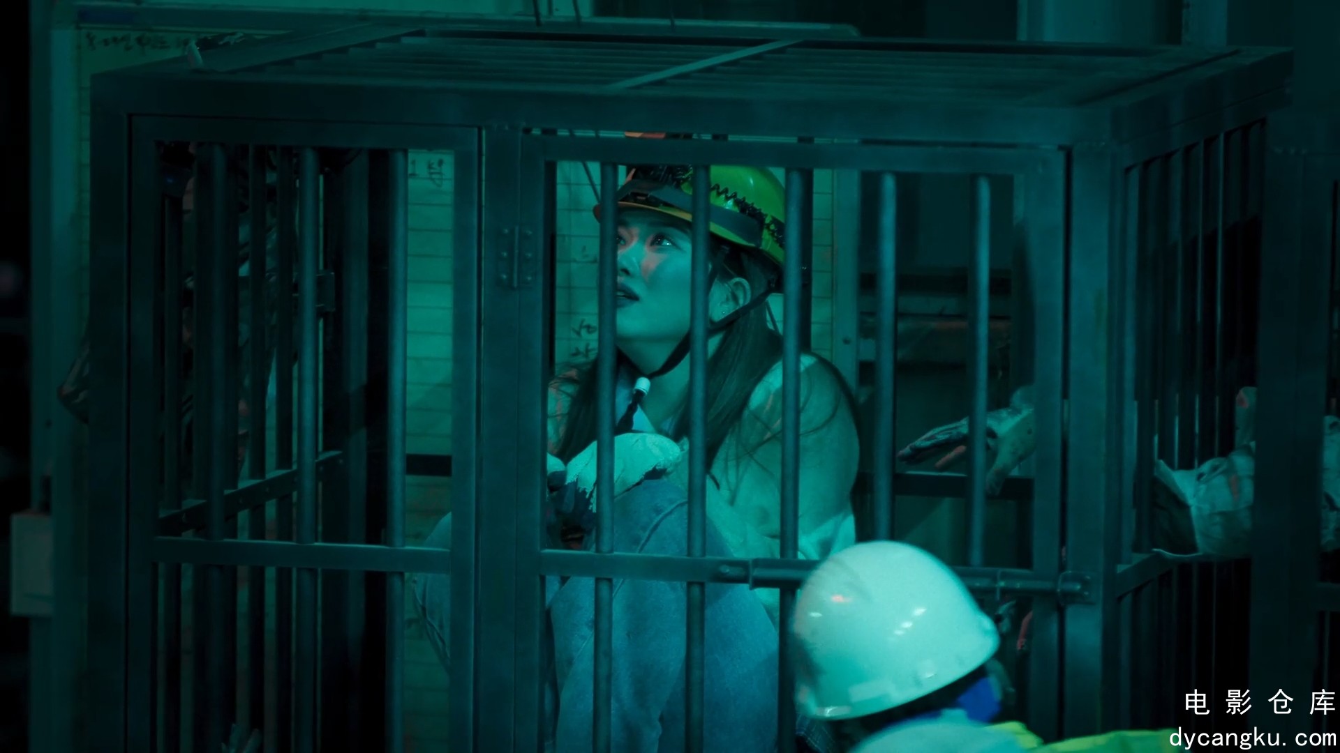 [电影仓库dycangku.com]丧尸宇宙第一季.Zombieverse.S01E05.1080p.NF.WEBRip.CHS.mp4_.jpg