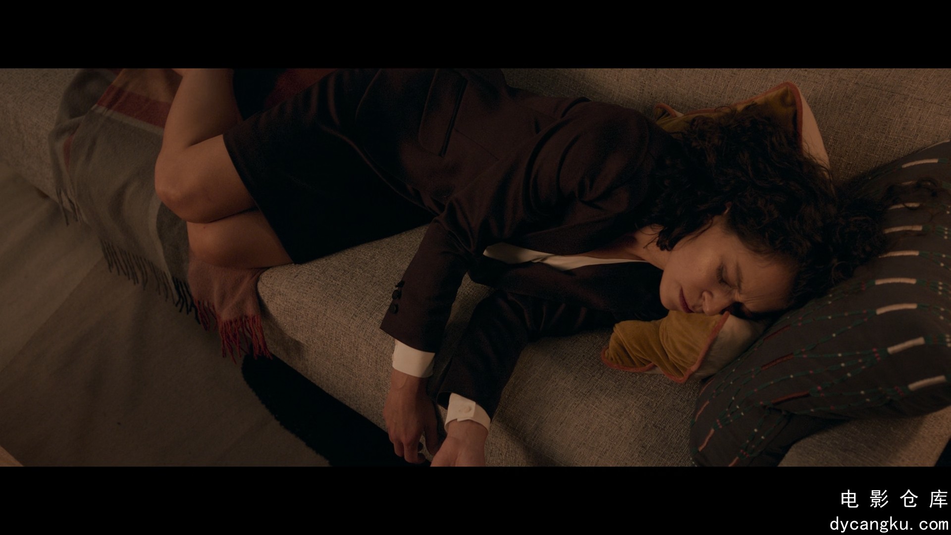 [电影仓库dycangku.com]女浩克08.mkv_snapshot_13.57.221.jpg