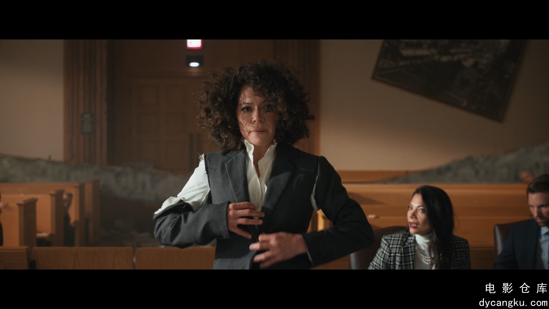[电影仓库dycangku.com]女浩克01.mkv_snapshot_30.17.147.jpg