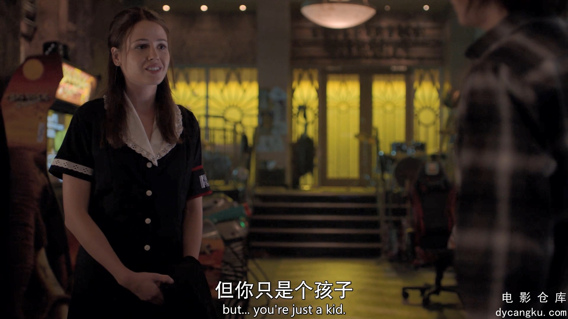 [电影仓库dycangku.com]血族.2017.WEB.1080P.S4.06.mp4_snapshot_33.53.900.jpg