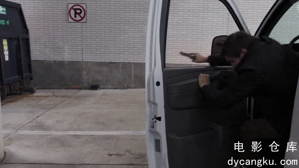 [电影仓库dycangku.com]芝加哥警署.Chicago.PD.S03E06.中英字幕.WEB-HR.AAC.1024X576..jpg