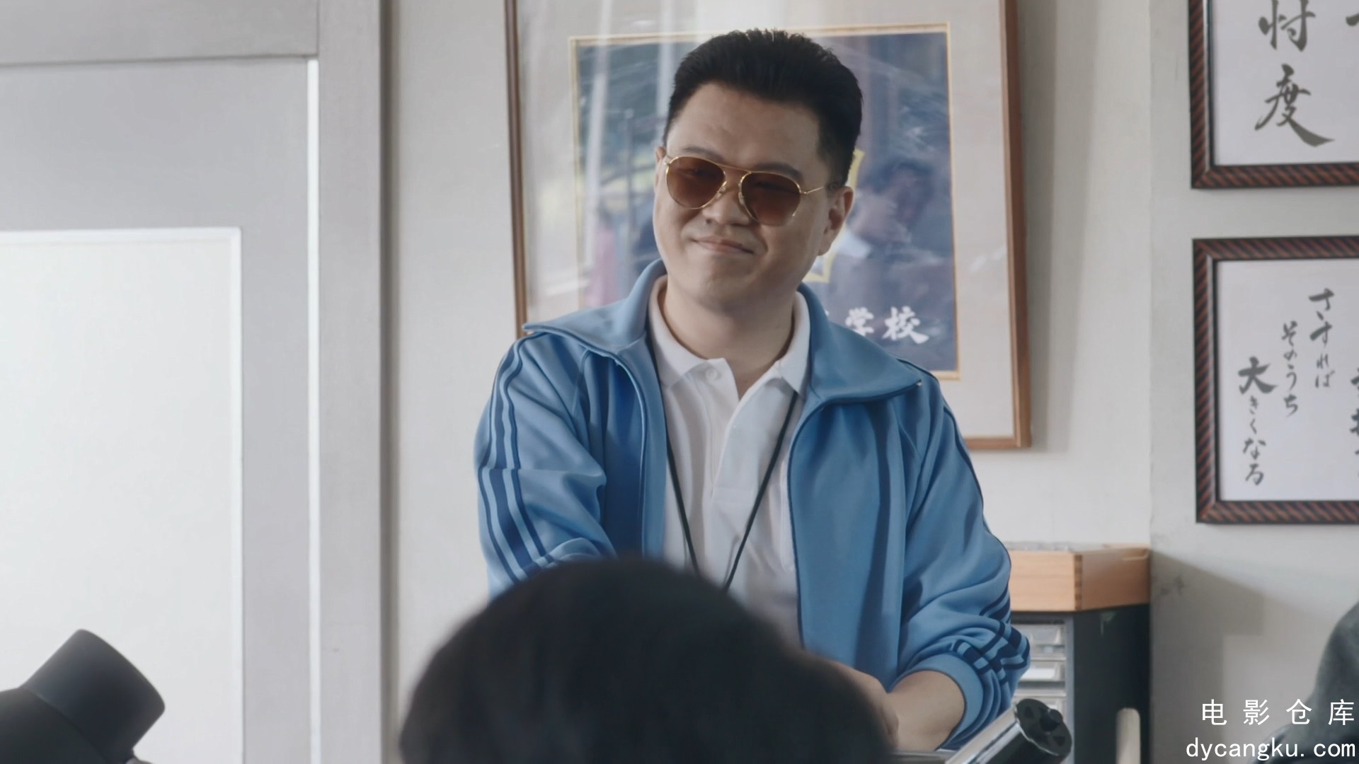 [电影仓库dycangku.com]From.Today.Its.My.Turn.S01E01.Episode.1.1080p.NF.WEB-DL.DD.jpg