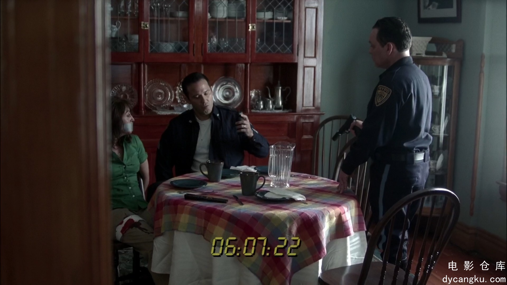 [电影仓库dycangku.com]24.S08E03.Day.8.1080p.WEB-DL.DD5.1.H.264.mkv_snapshot_07.22.765.jpg