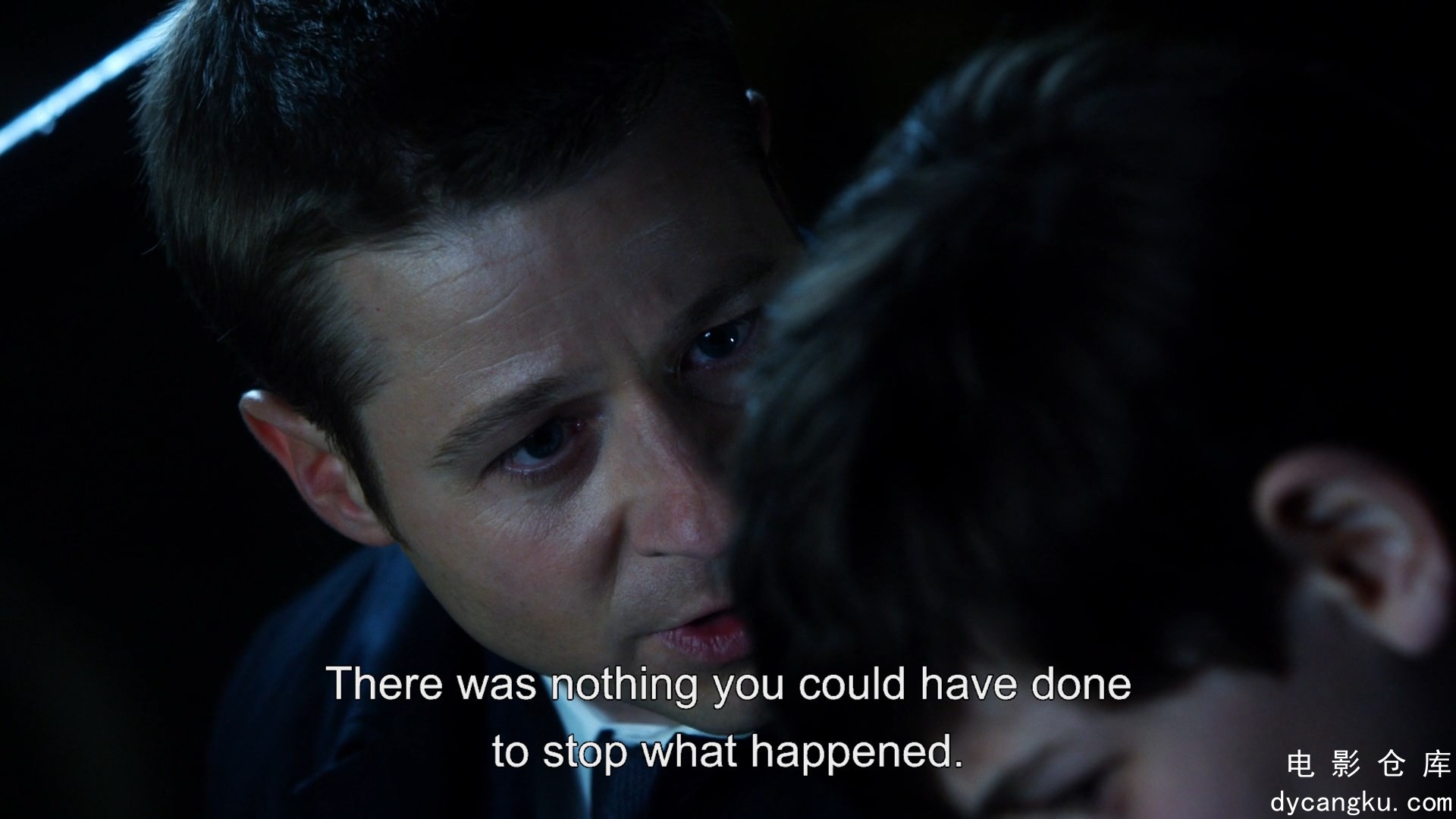 [电影仓库dycangku.com]gotham.s01e01.1080p.bluray.x264-rovers.mkv_snapshot_08.18.587.jpg