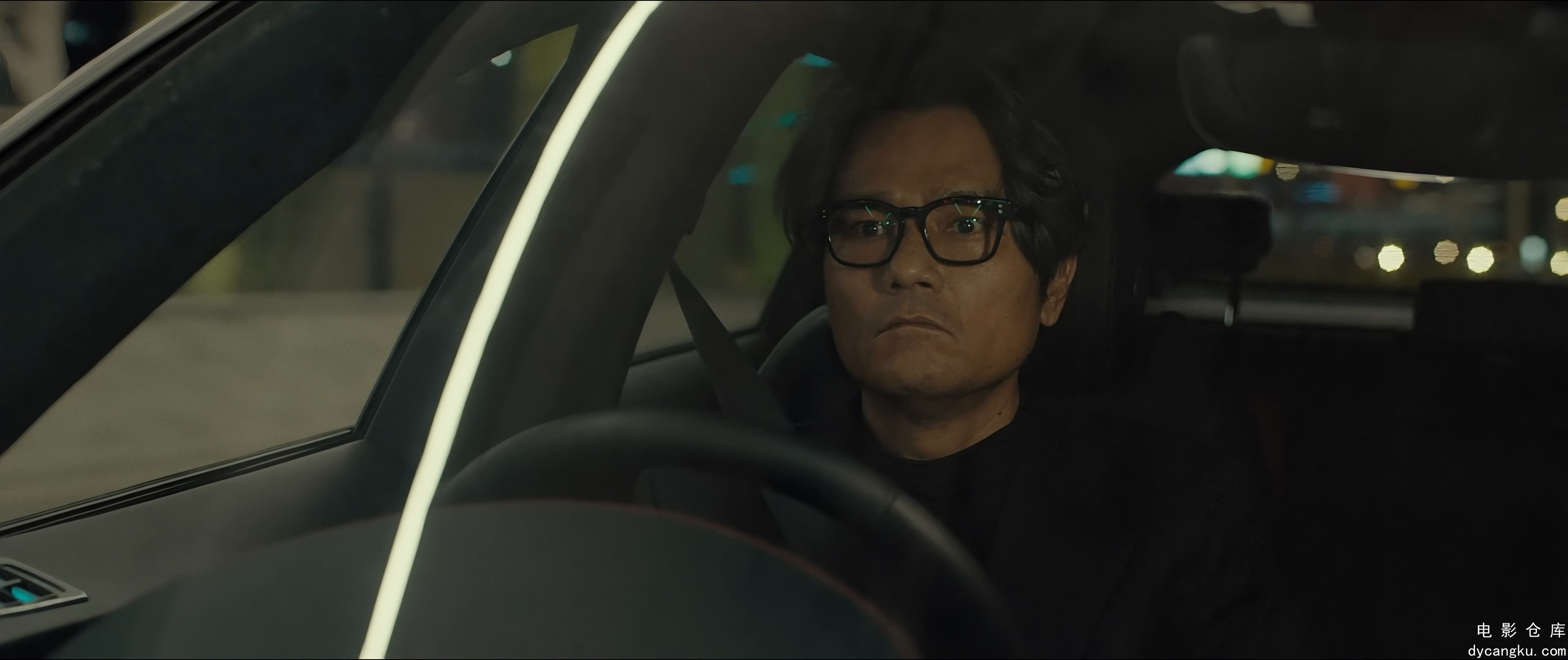 [电影仓库dycangku.com]Cyber.Heist.2023.2160p.HQ.WEB-DL.H265.60fps.DDP5.1.Atmos.m.jpg