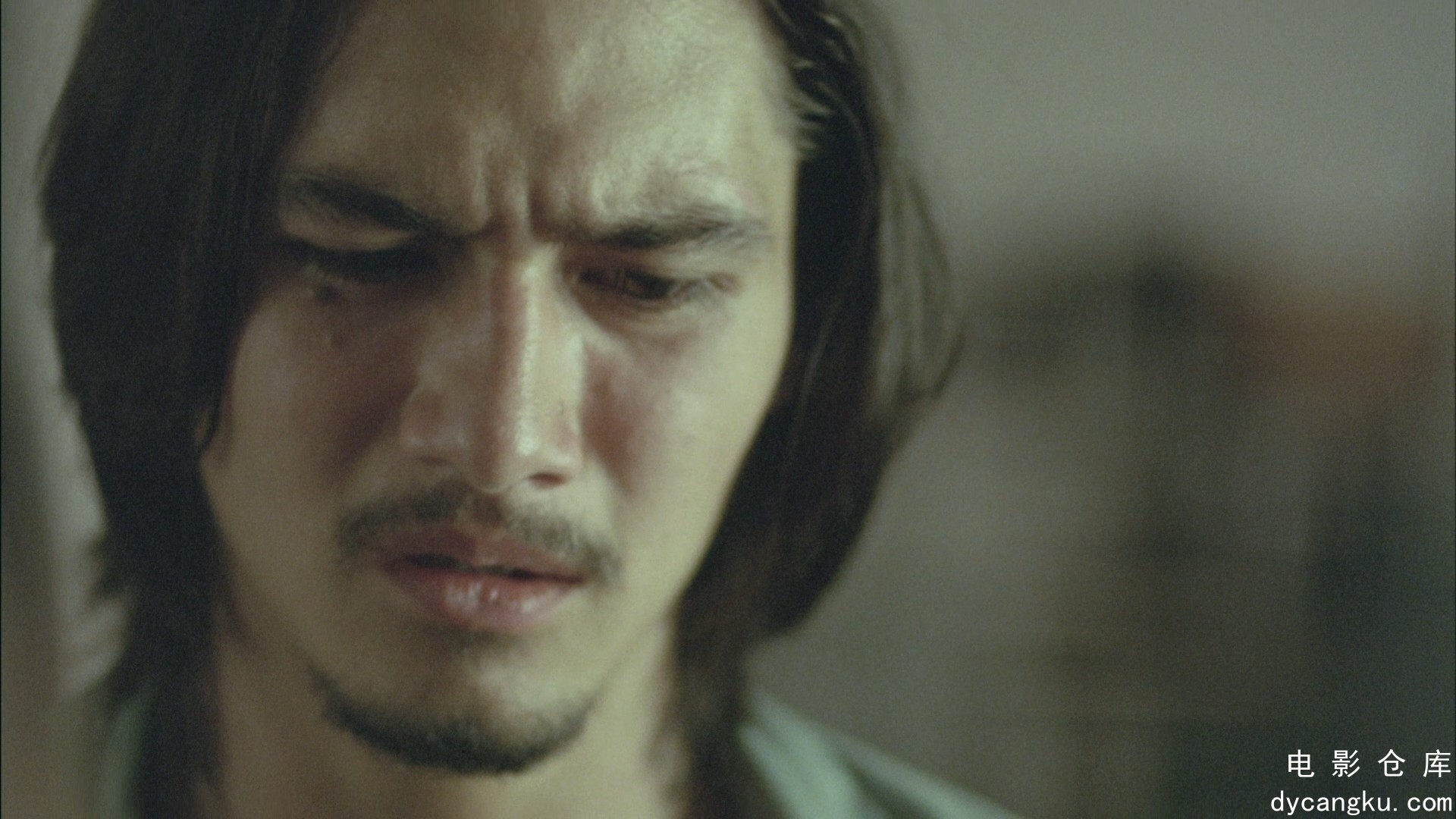 [电影仓库dycangku.com]Shutter.2004.1080p.BluRay.REMUX.AVC.DTS-HD.MA.5.1.mkv_snap.jpg