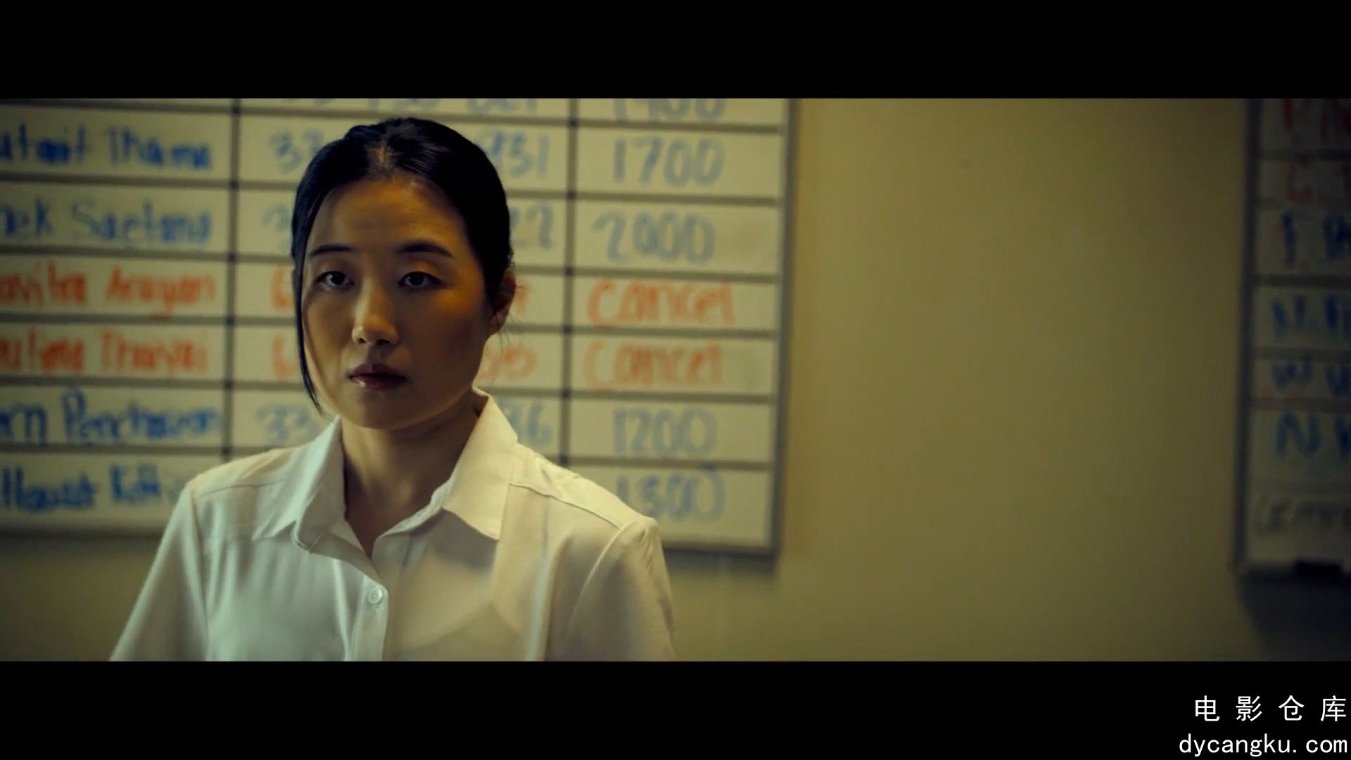 [电影仓库dycangku.com]曼谷战狼流媒体1080内嵌官方简体中字..Bangkok.Dog.2024.1080p.jpg