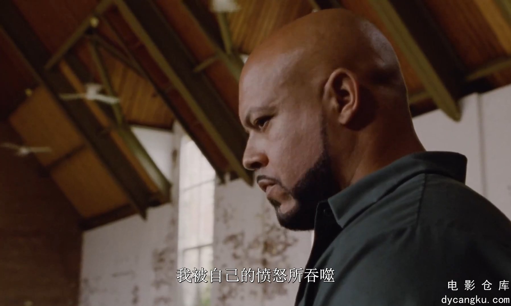 [电影仓库dycangku.com]监狱剧院.Sing.Sing.2023.1080p.mp4_snapshot_00.40.46.066.jpg