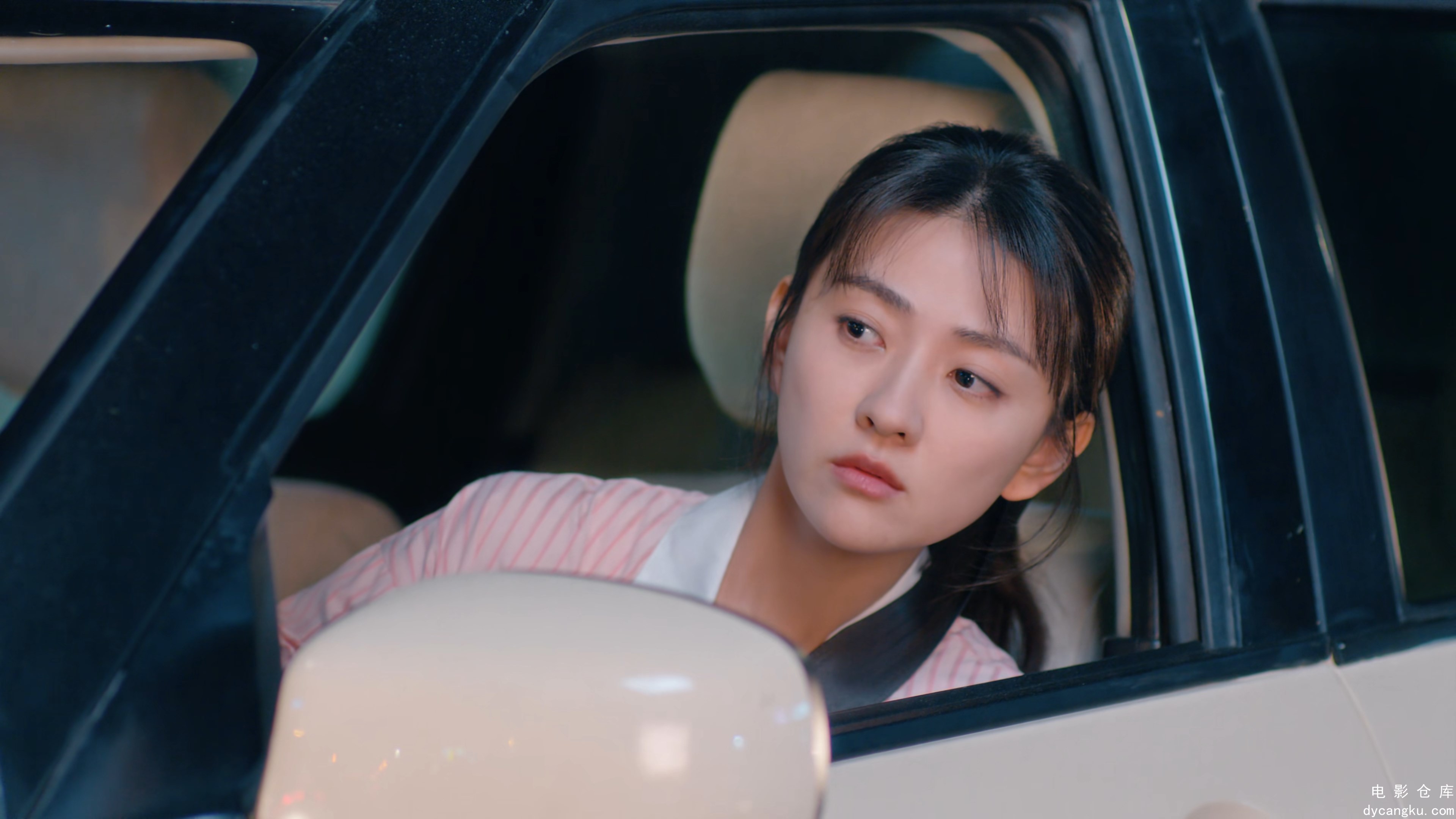 [电影仓库dycangku.com]白色橄榄树.The.White.Olive.Tree.S01E01.2025.2160p.WEB-DL.D.jpg