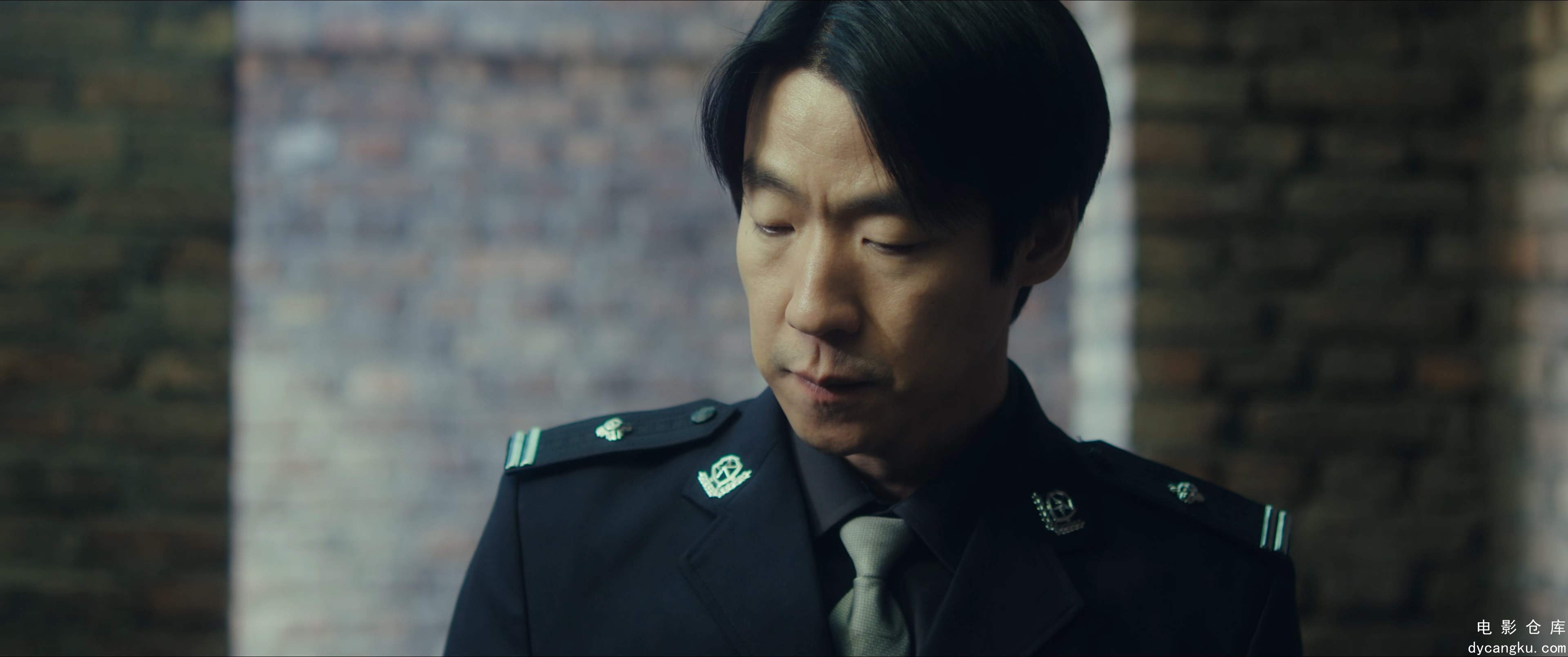 [电影仓库dycangku.com]风中的火焰.Let.Wind.Goes.By.S01E01.2024.2160p.WEB-DL.DDP5..jpg