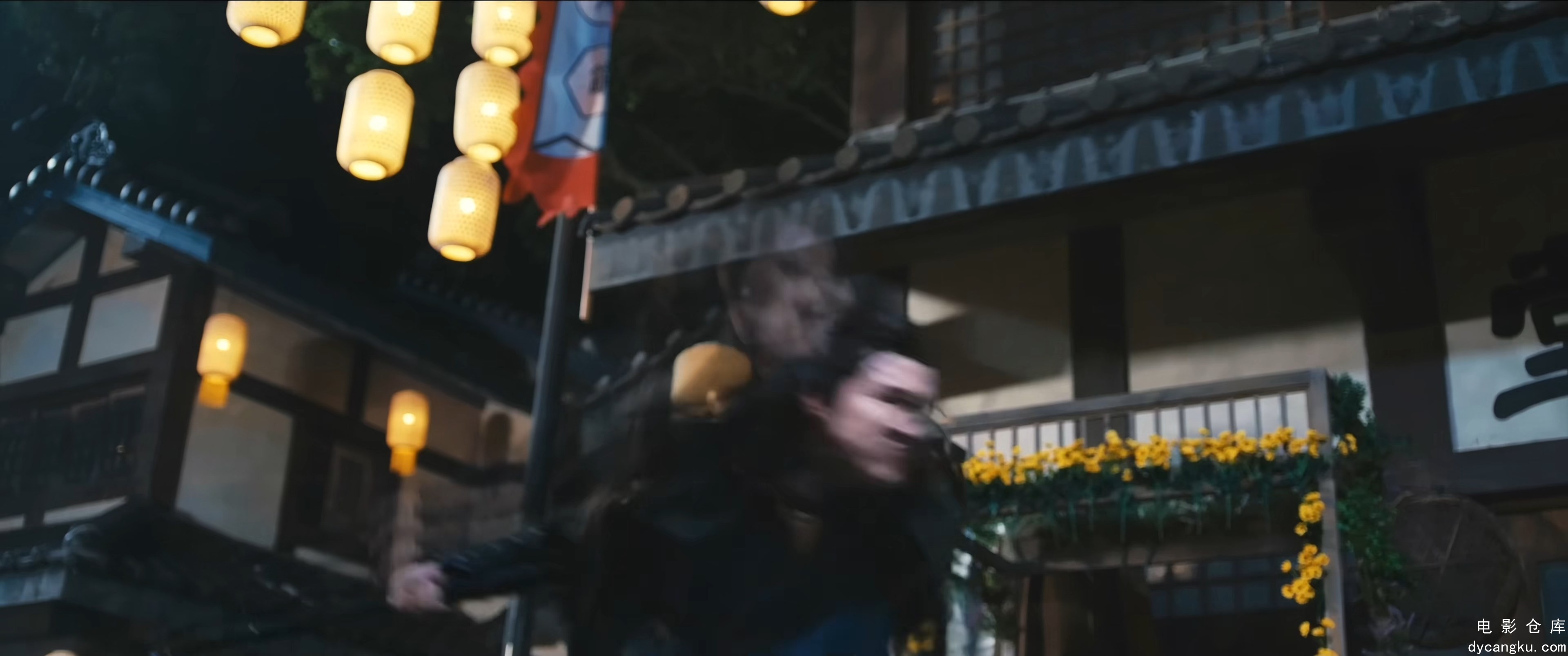[电影仓库dycangku.com]雾都奇遇夜.4k.mp4_snapshot_01.08.43.857.jpg