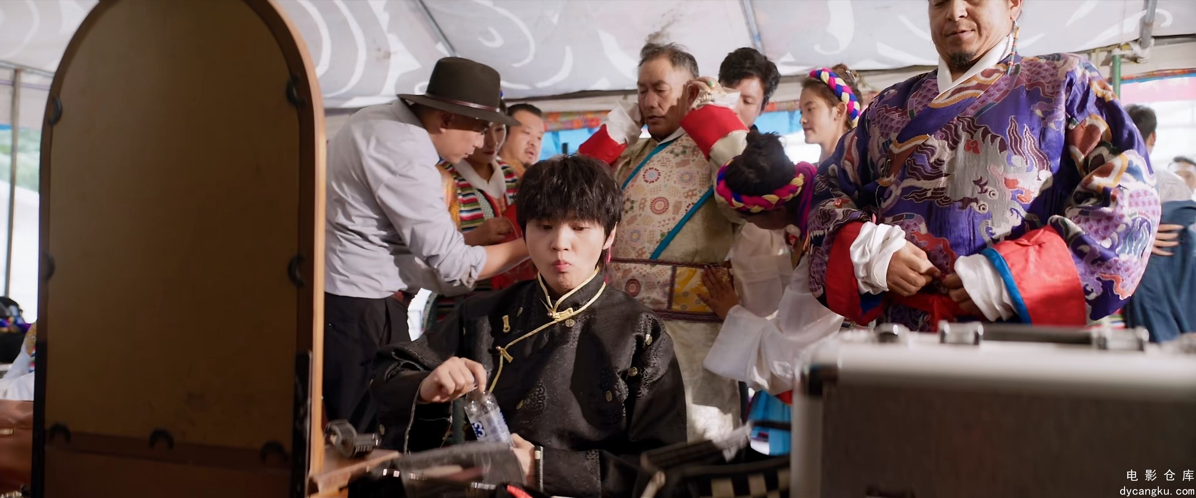 [电影仓库dycangku.com]日光之城.The.City.of.Sunlight.S01E21.2024.2160p.WEB-DL.AAC.jpg