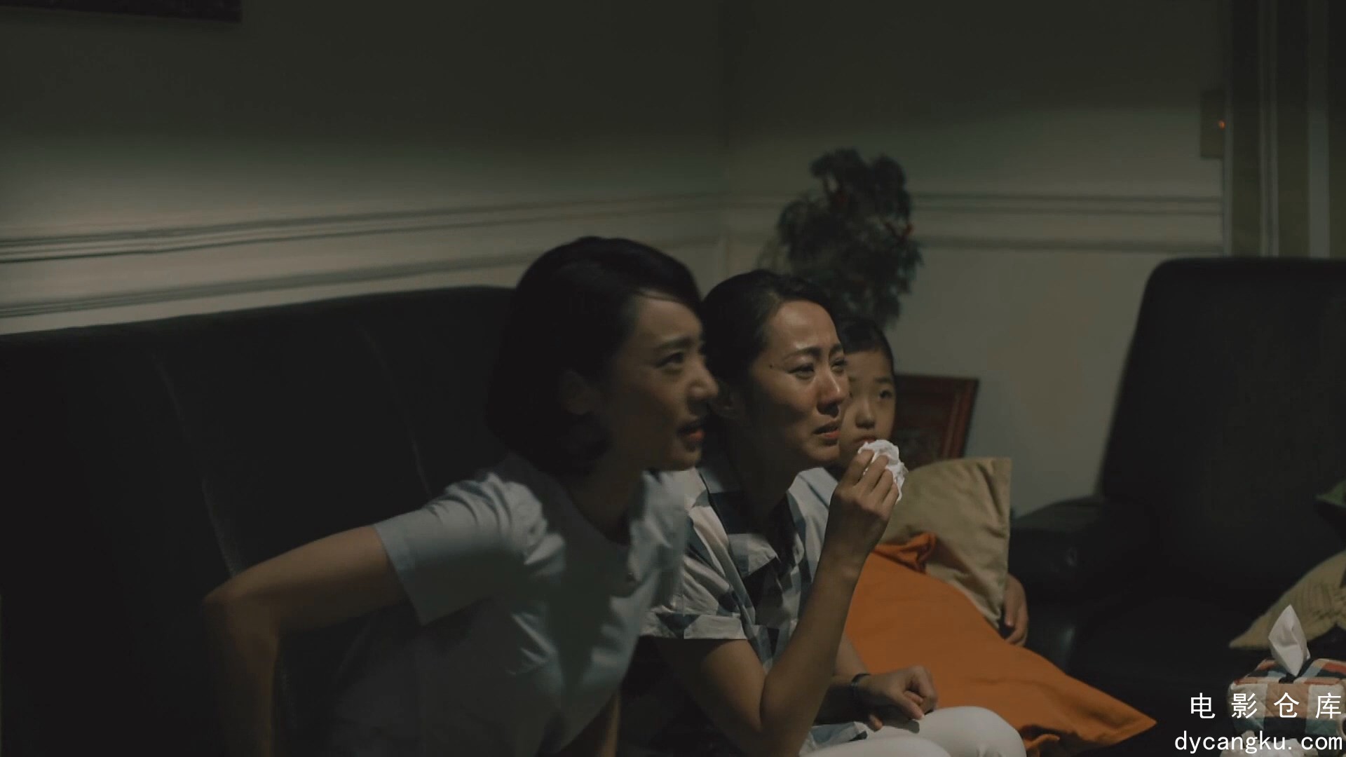 [电影仓库dycangku.com]A.House.of.Blocks.S01E04.2017.1080p.mkv_snapshot_00.28.30.688.jpg
