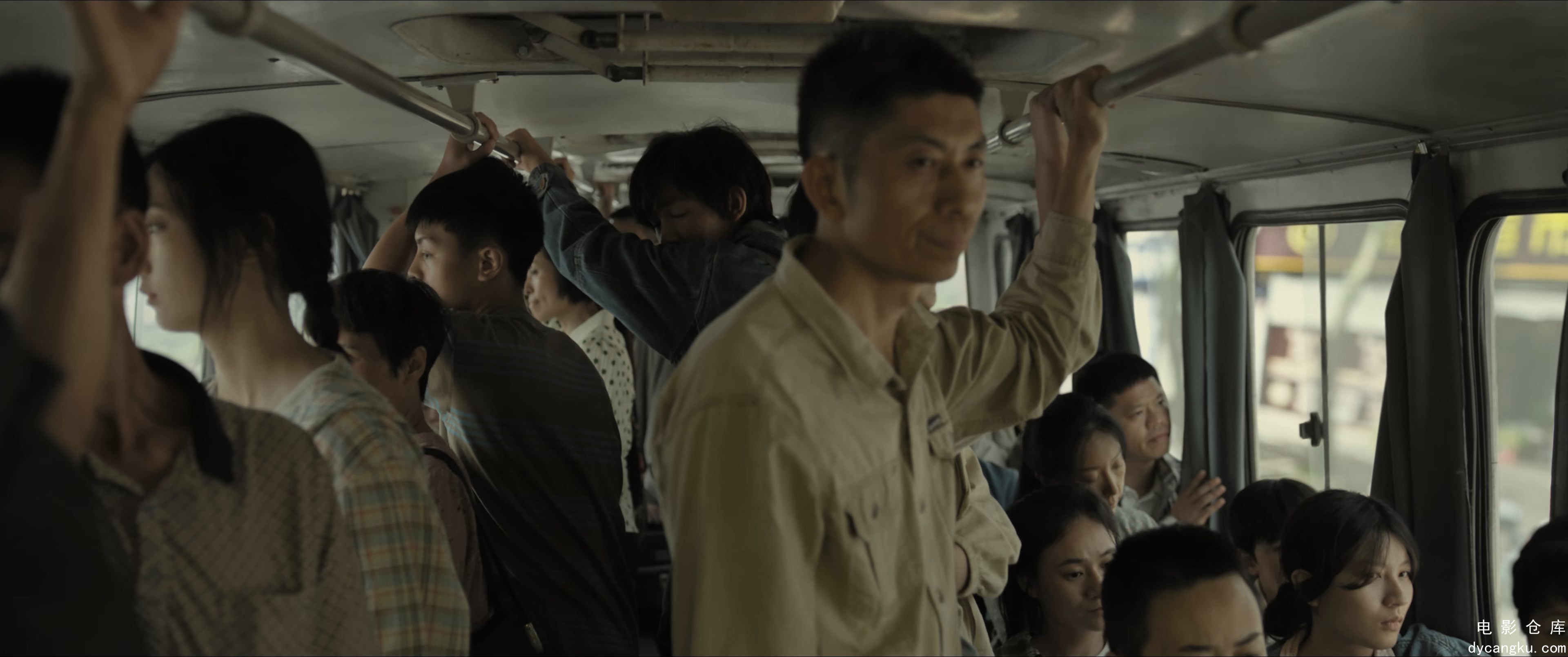 [电影仓库dycangku.com]S01E01.2024.2160p.60fps.WEB-DL.H265.EDR.DDP5.1.mkv_snapsho.jpg
